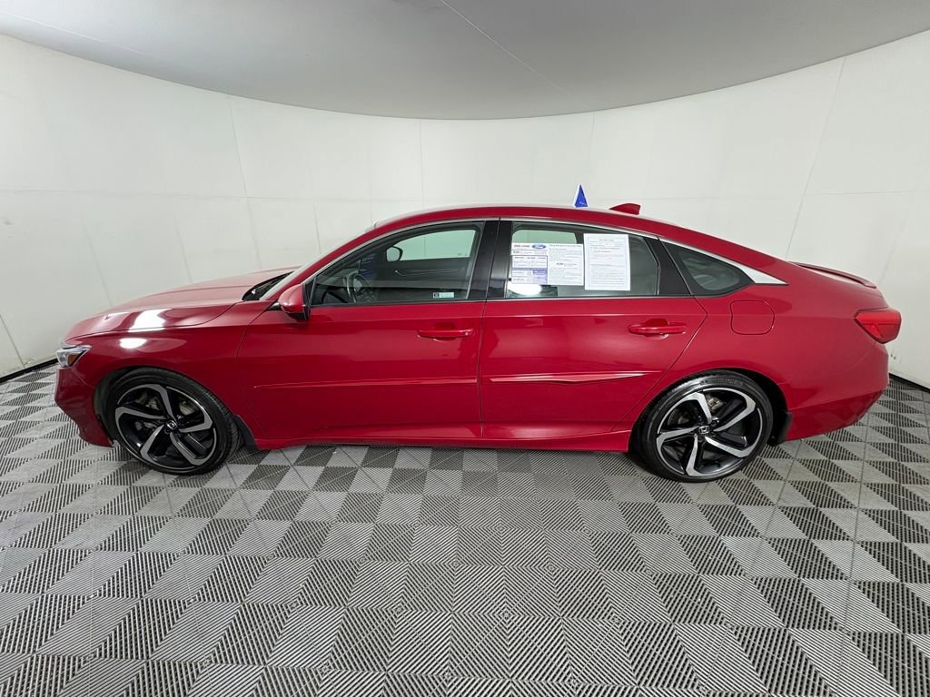 Used 2019 Honda Accord Sport image 2