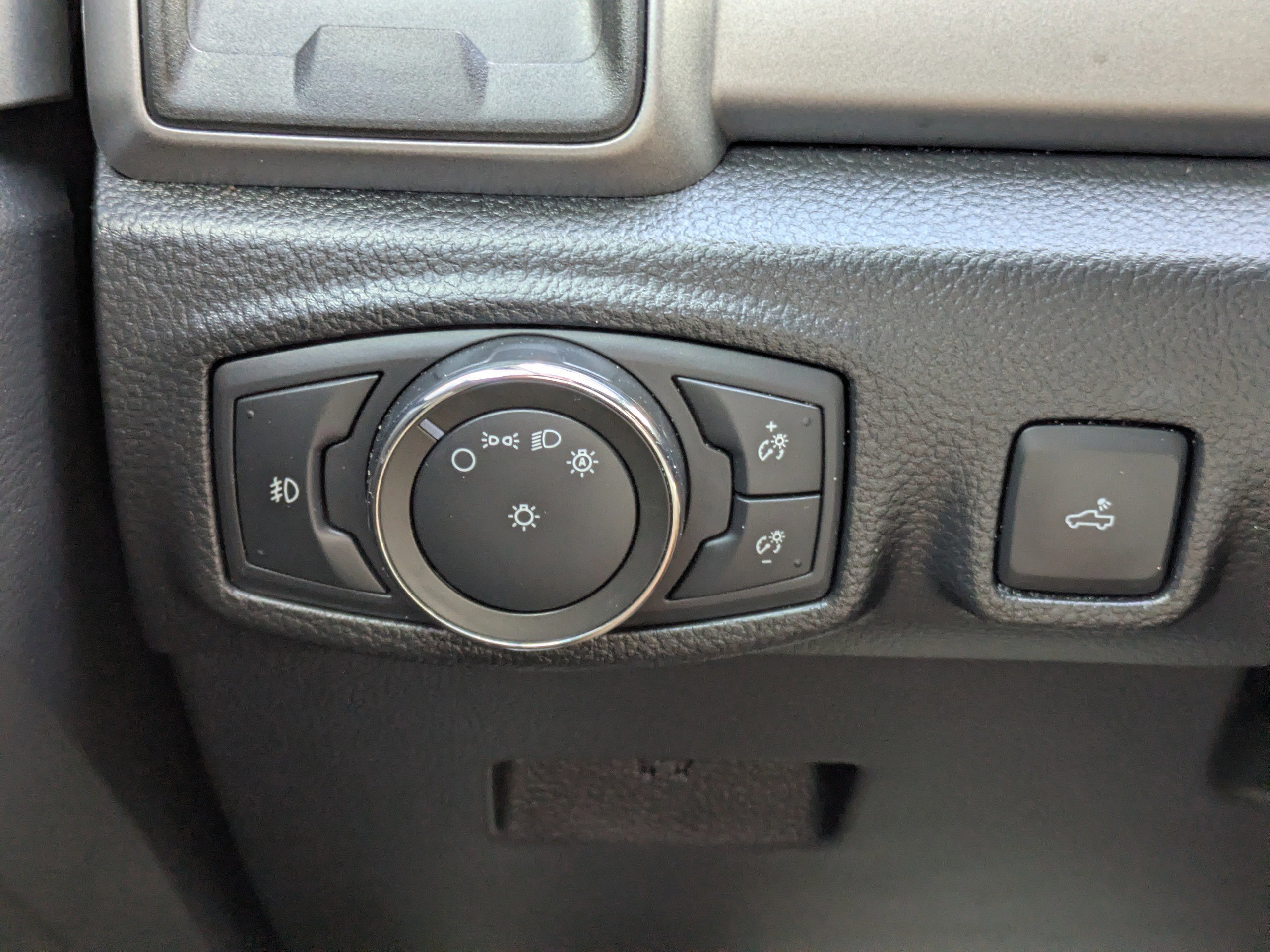 Certified 2022 Ford Ranger XL w/ Equipment Group 101A High image 24