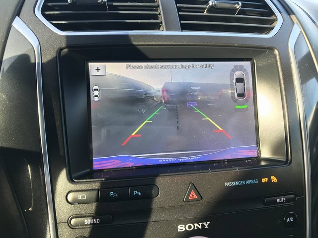 Certified 2019 Ford Explorer Platinum image 11