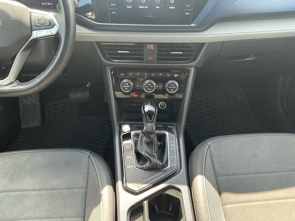 Used 2024 Volkswagen Taos SE FWD image 20