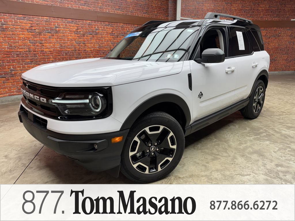 Certified 2023 Ford Bronco Sport Outer Banks w/ Tech Package AWD/4WD image 1