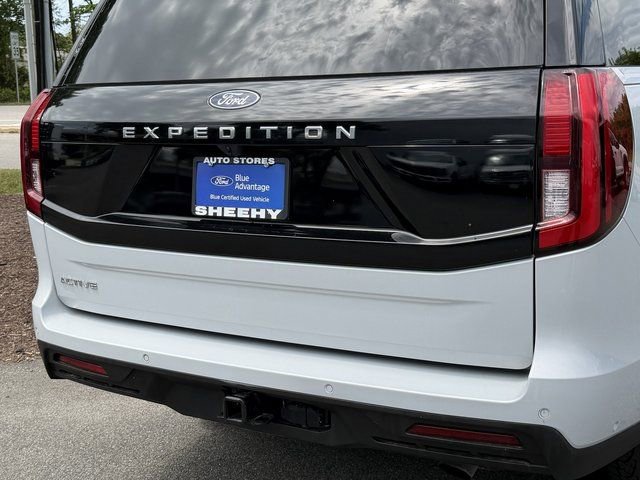 Certified 2025 Ford Expedition Active AWD/4WD image 40