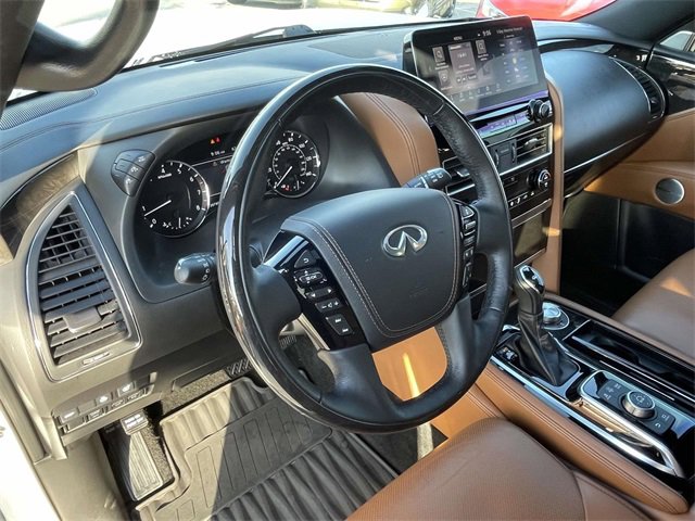 Used 2024 INFINITI QX80 Sensory image 16