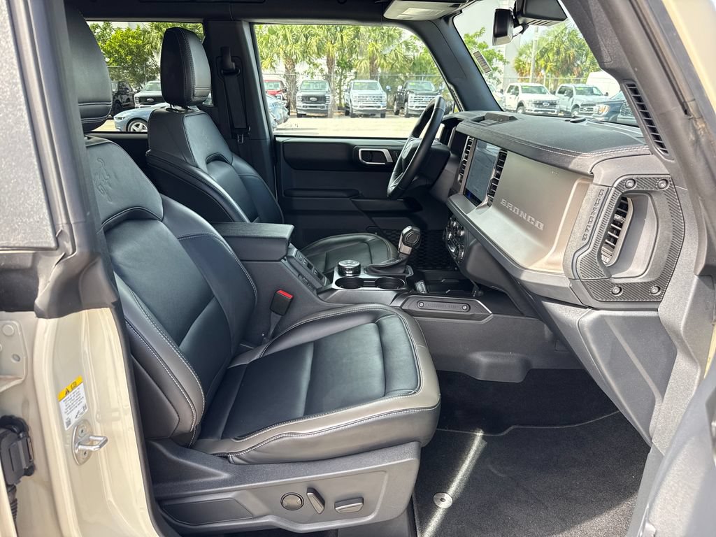 Certified 2025 Ford Bronco Outer Banks AWD/4WD image 27