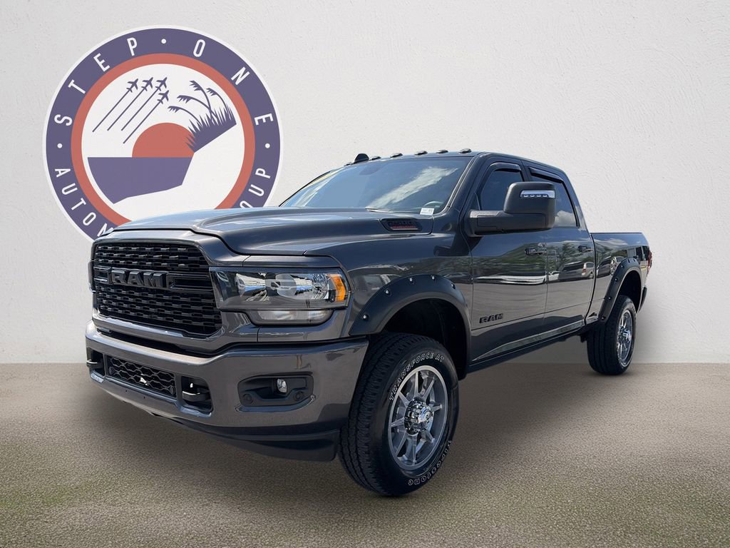 Used 2024 RAM 2500 Big Horn w/ Night Edition AWD/4WD image 2