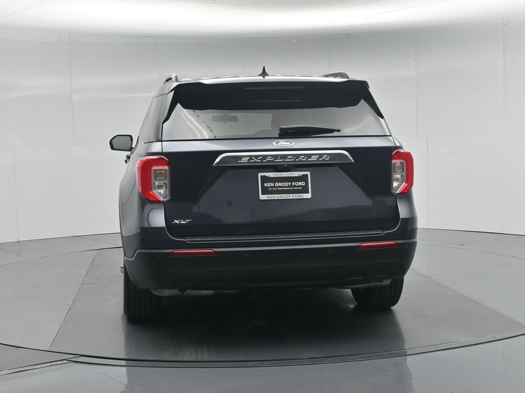 Certified 2022 Ford Explorer XLT RWD image 59