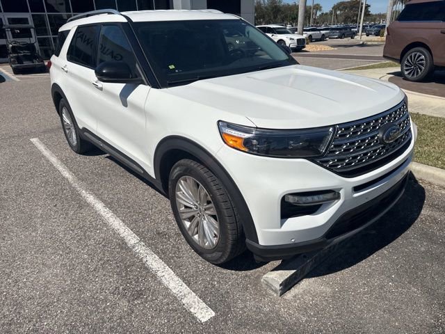 Certified 2021 Ford Explorer Limited w/ Equipment Group 301A image 3
