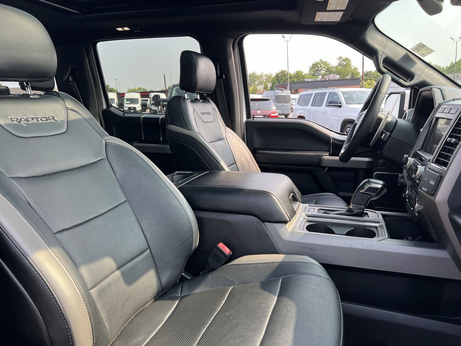 Certified 2018 Ford F150 Raptor w/ Equipment Group 802A Luxury AWD/4WD image 26