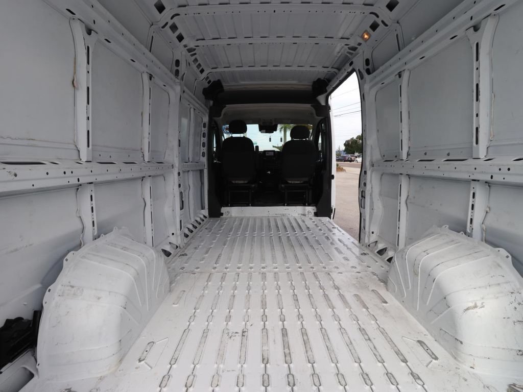 Used 2023 RAM ProMaster 2500 FWD image 14
