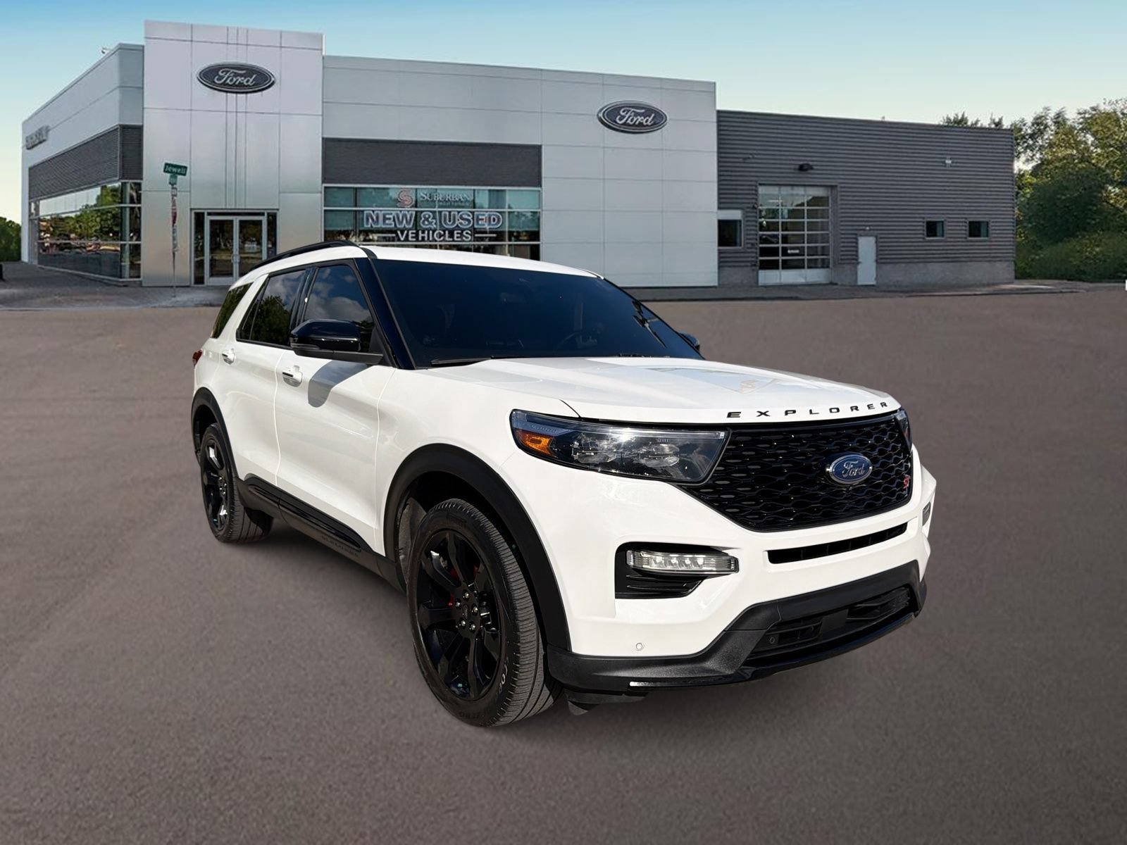 Certified 2024 Ford Explorer ST w/ Equipment Group 401A AWD/4WD image 2