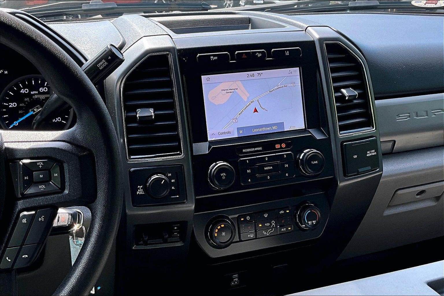 Certified 2020 Ford F350 XLT w/ XLT Premium Package AWD/4WD image 6