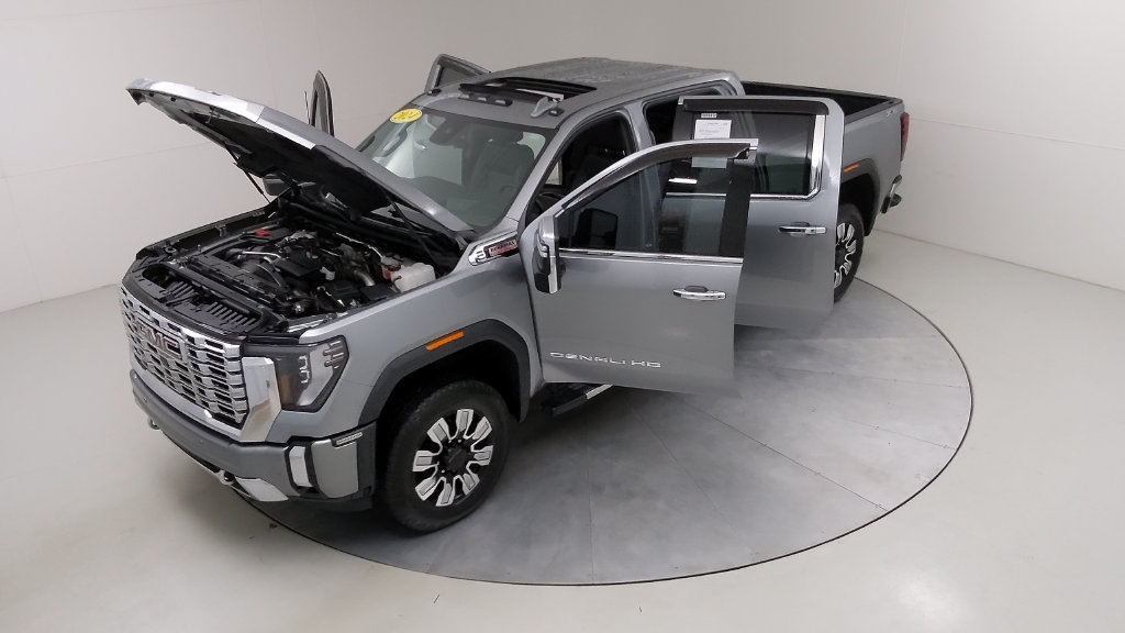 Used 2024 GMC Sierra 2500 Denali w/ Technology Package AWD/4WD image 59