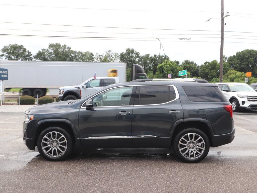 Used 2023 GMC Acadia Denali w/ Denali Ultimate Package FWD image 8
