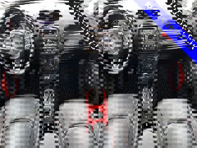 Used 2021 Jeep Renegade Trailhawk image 8