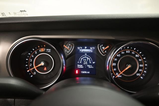 Used 2023 Jeep Wrangler Unlimited Sport AWD/4WD image 19