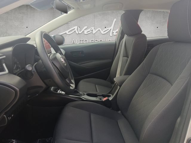 Used 2025 Toyota Corolla LE FWD image 20