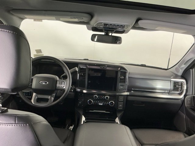 Certified 2025 Ford F350 Lariat w/ Black Appearance Package image 27
