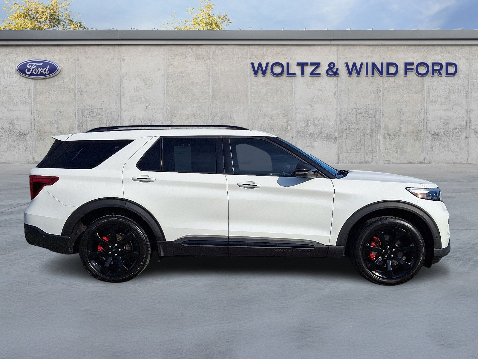 Certified 2020 Ford Explorer ST w/ ST Street Pack AWD/4WD image 7