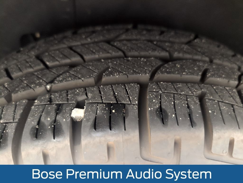 Used 2022 Nissan Pathfinder Platinum w/ Cargo Package image 23