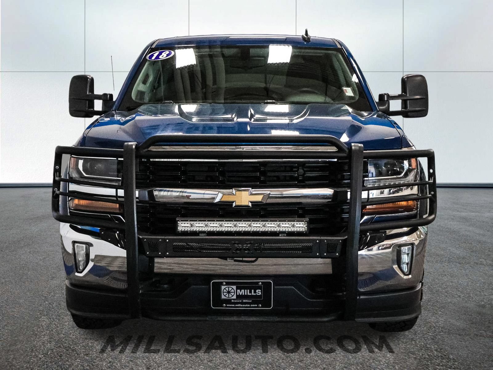 Used 2018 Chevrolet Silverado 1500 LT w/ All Star Edition AWD/4WD image 12