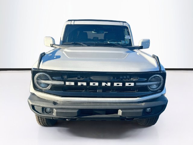 Certified 2023 Ford Bronco Outer Banks AWD/4WD image 2