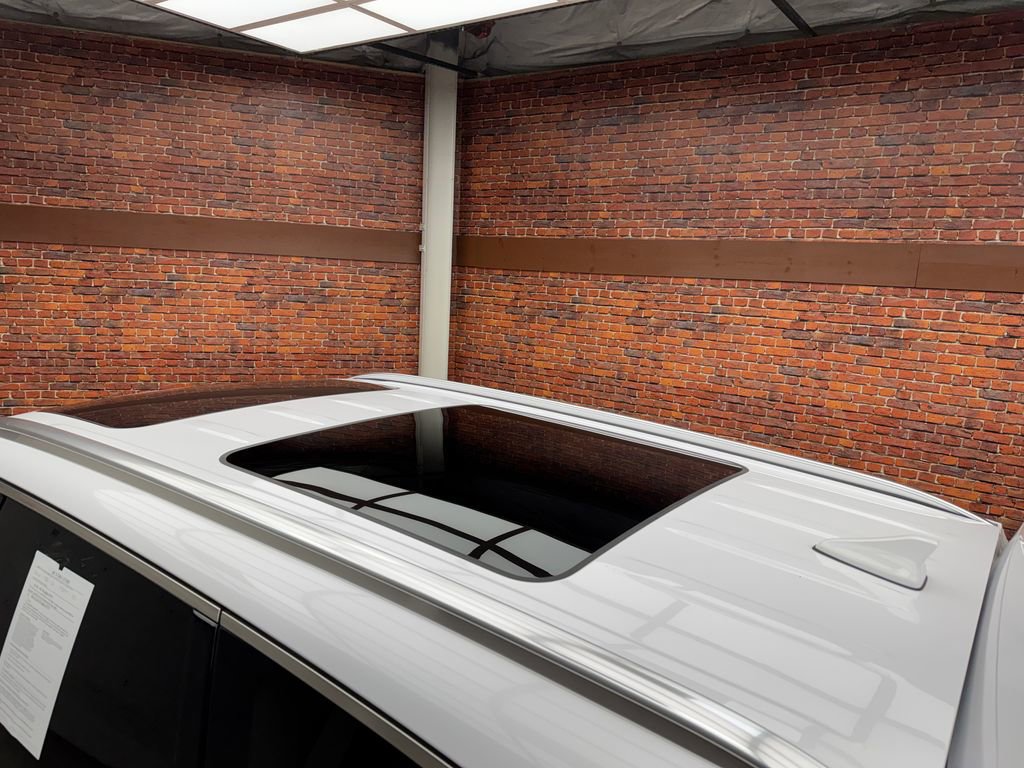 Used 2021 Kia Telluride SX w/ Towing Package FWD image 25