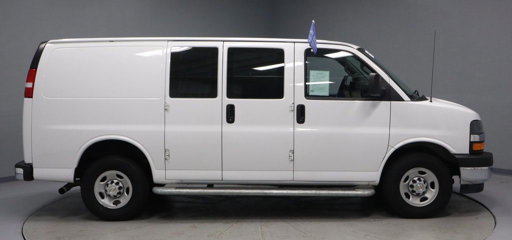 Used 2024 Chevrolet Express 2500 w/ Driver Convenience Package image 6