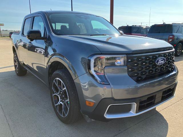 Certified 2025 Ford Maverick Lariat w/ 4K Tow Package AWD/4WD image 8