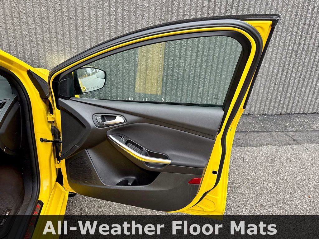 Certified 2018 Ford Focus ST image 19