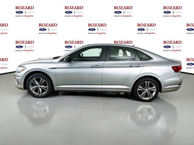 Used 2019 Volkswagen Jetta R-Line w/ R-Line Cold Weather Package image 2