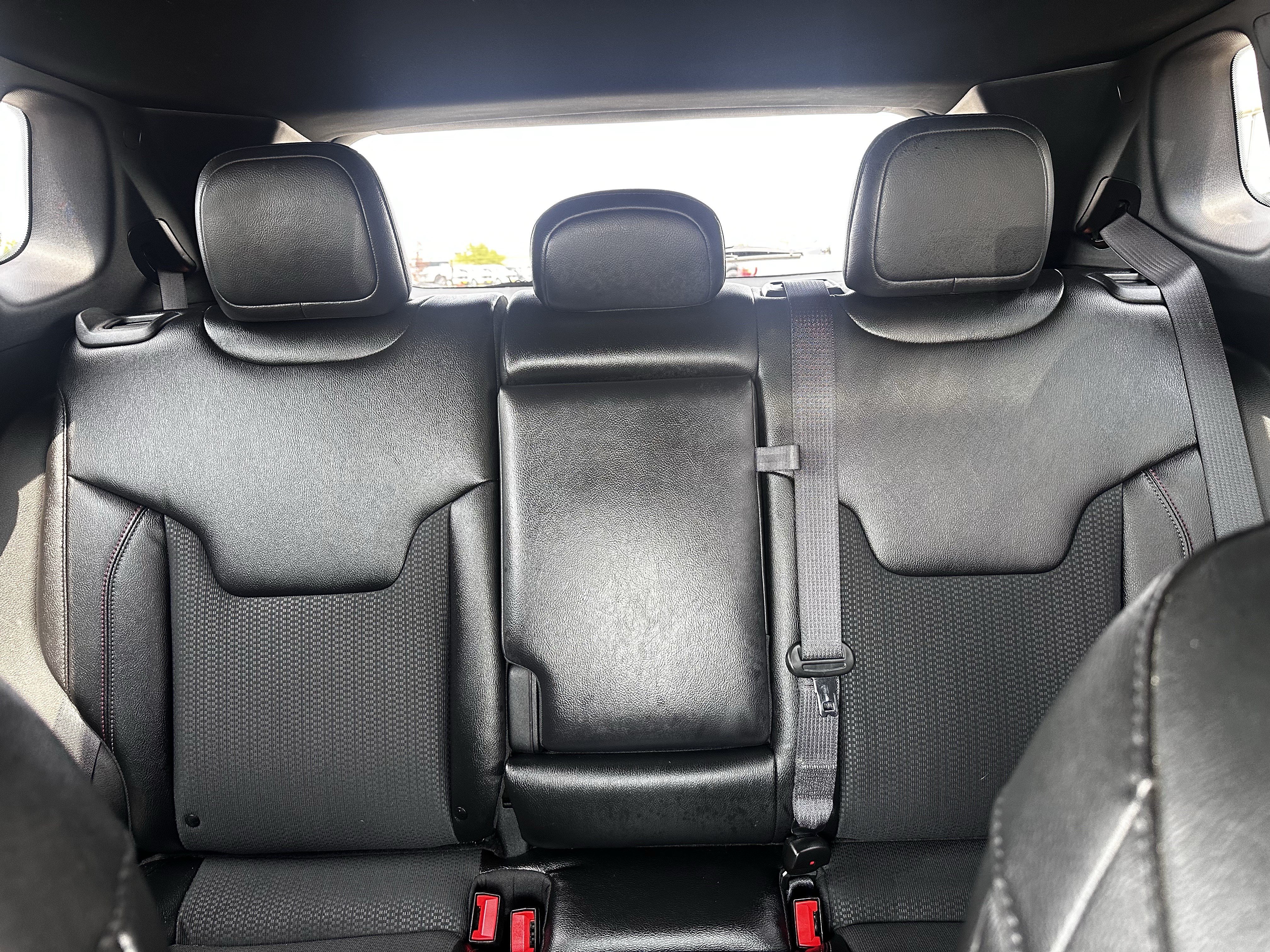 Used 2024 Jeep Compass Trailhawk AWD/4WD image 19