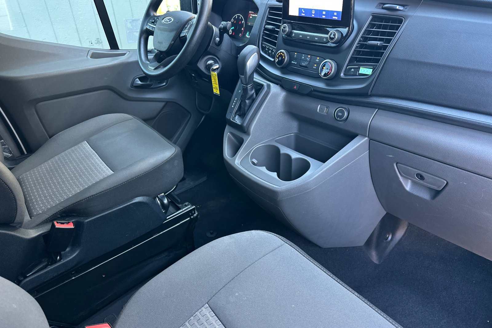 Certified 2021 Ford Transit 350 XLT RWD image 16