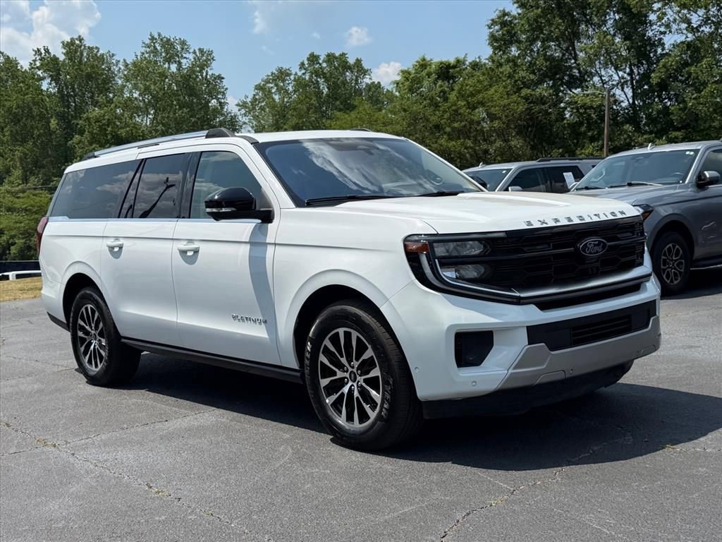 Certified 2025 Ford Expedition Max Platinum AWD/4WD image 2
