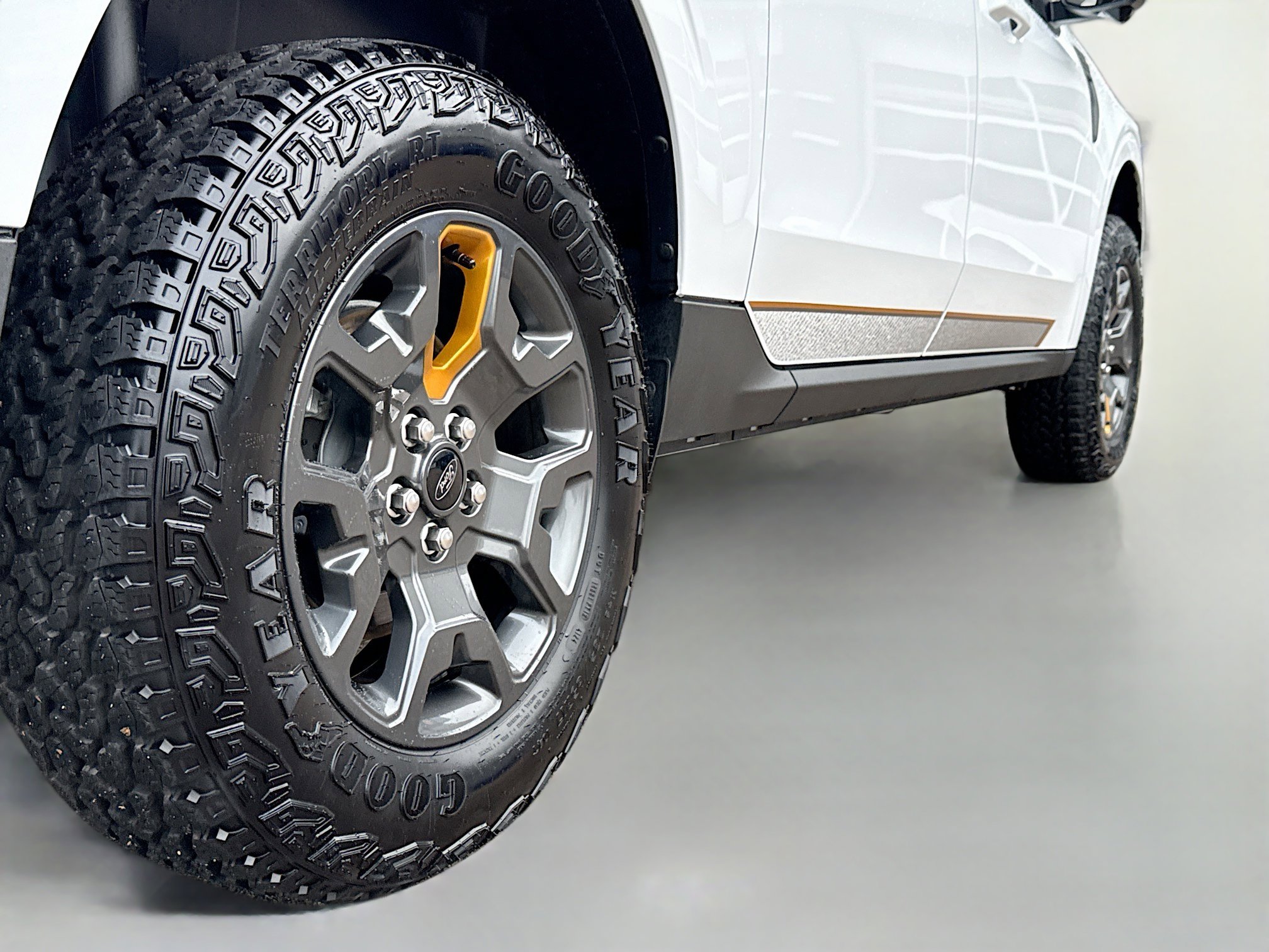 Certified 2025 Ford Maverick Tremor image 17