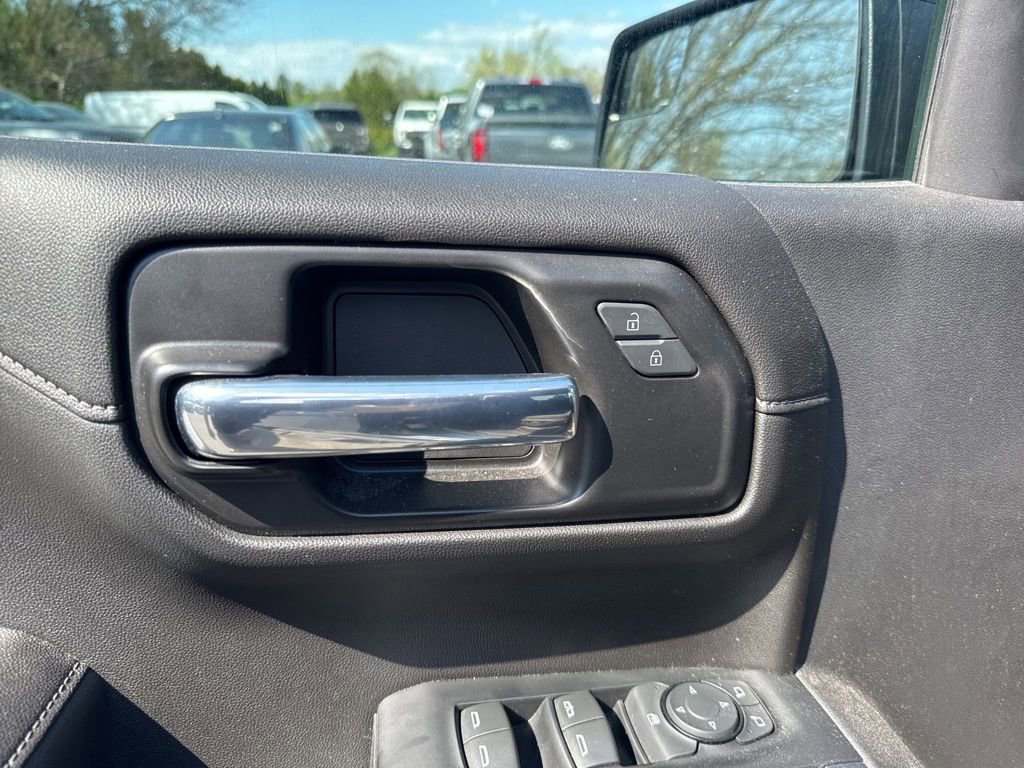 Used 2022 Chevrolet Silverado 1500 RST image 12