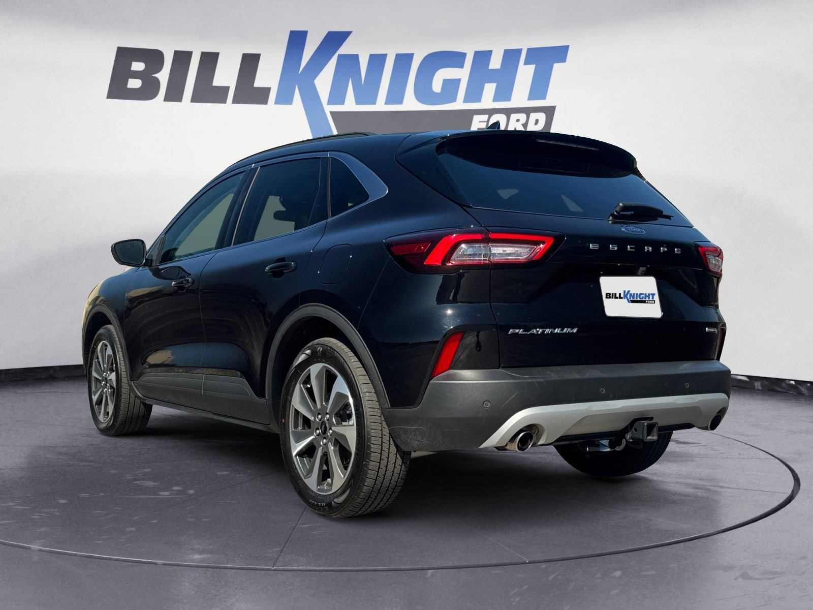 Certified 2025 Ford Escape Platinum w/ Premium Technology Package image 3