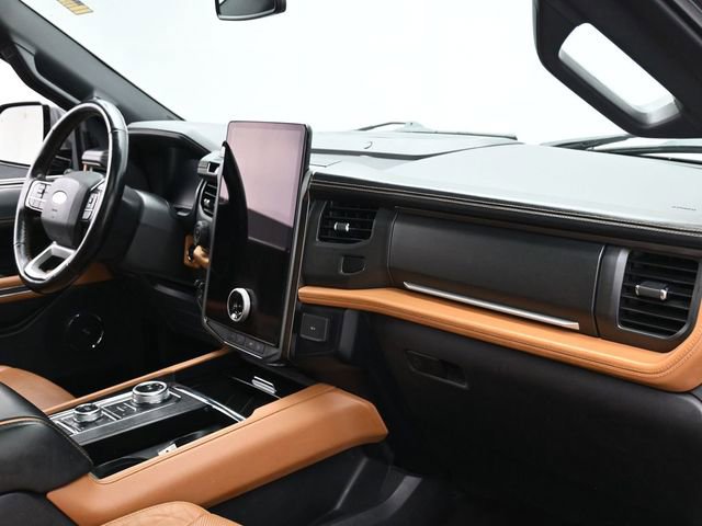 Certified 2023 Ford Expedition Max Platinum image 30