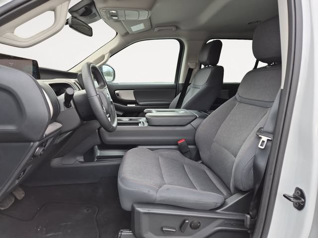 Certified 2025 Ford Expedition Max Active AWD/4WD image 11
