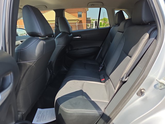 Used 2024 Toyota Corolla Cross XLE FWD image 11