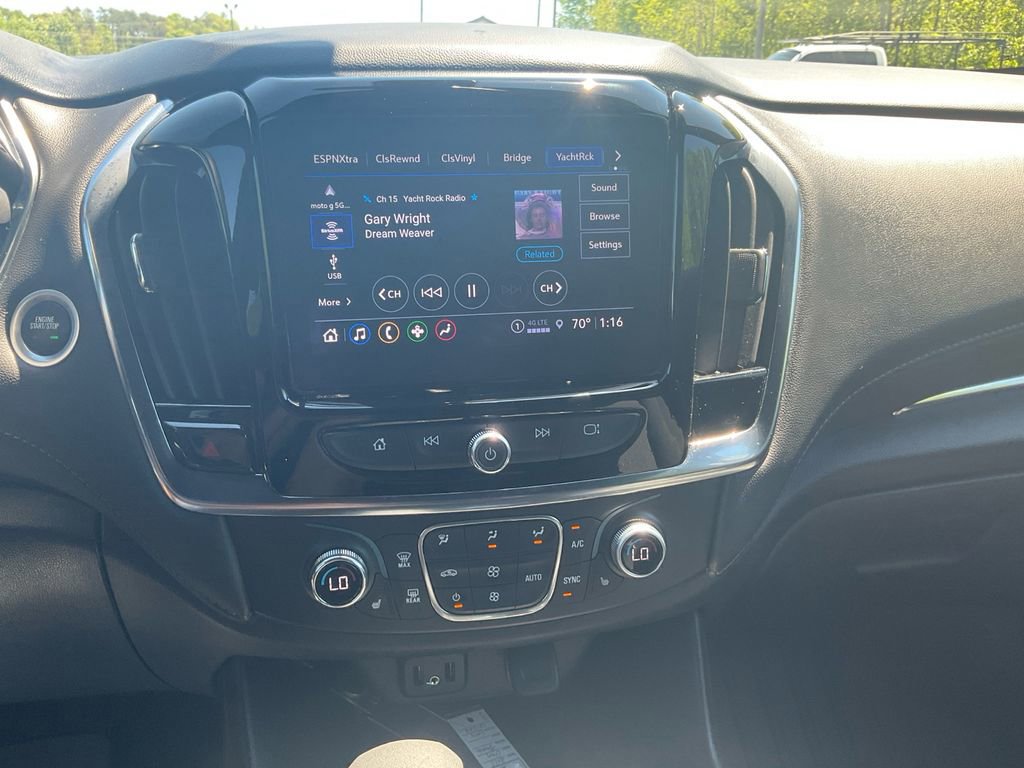 Used 2023 Chevrolet Traverse LT image 23