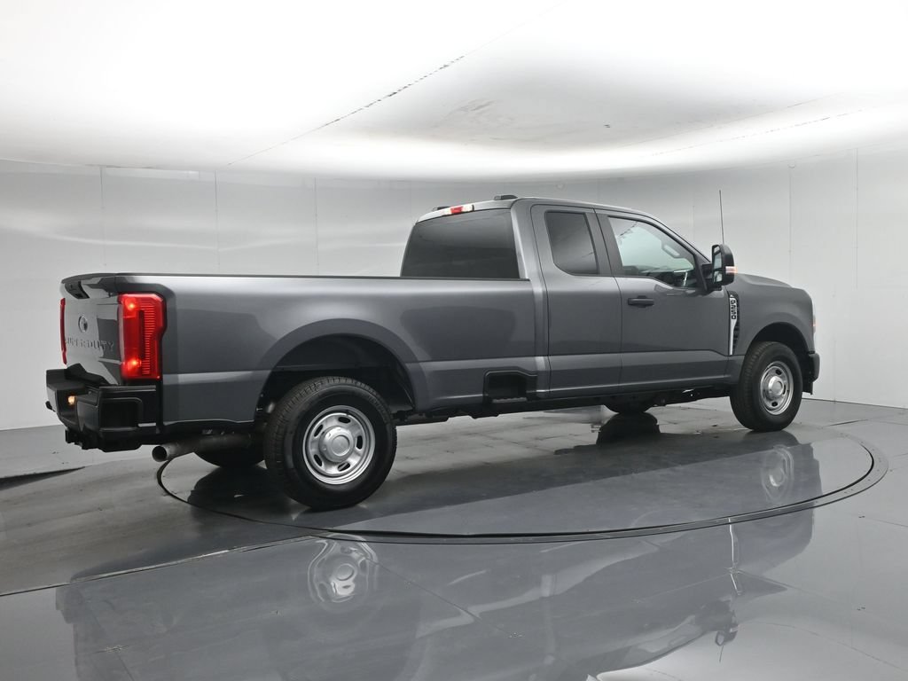 Certified 2025 Ford F250 XL RWD image 27