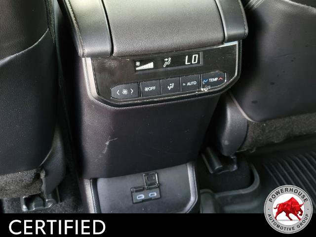 Used 2022 Toyota Highlander XLE FWD image 19