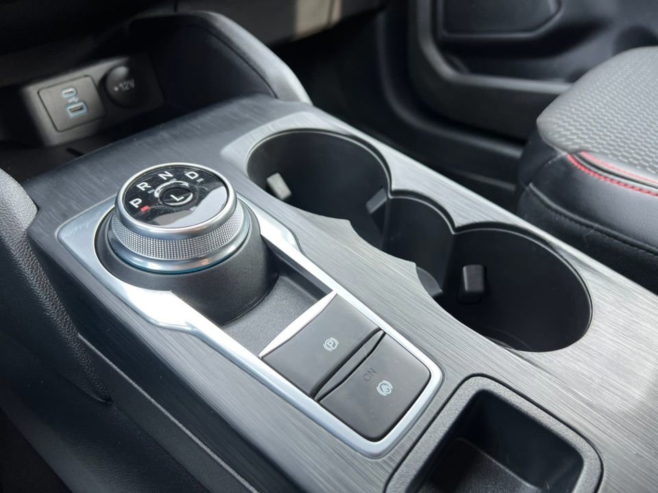 Certified 2023 Ford Escape ST-Line w/ Tech Pack #1 image 31