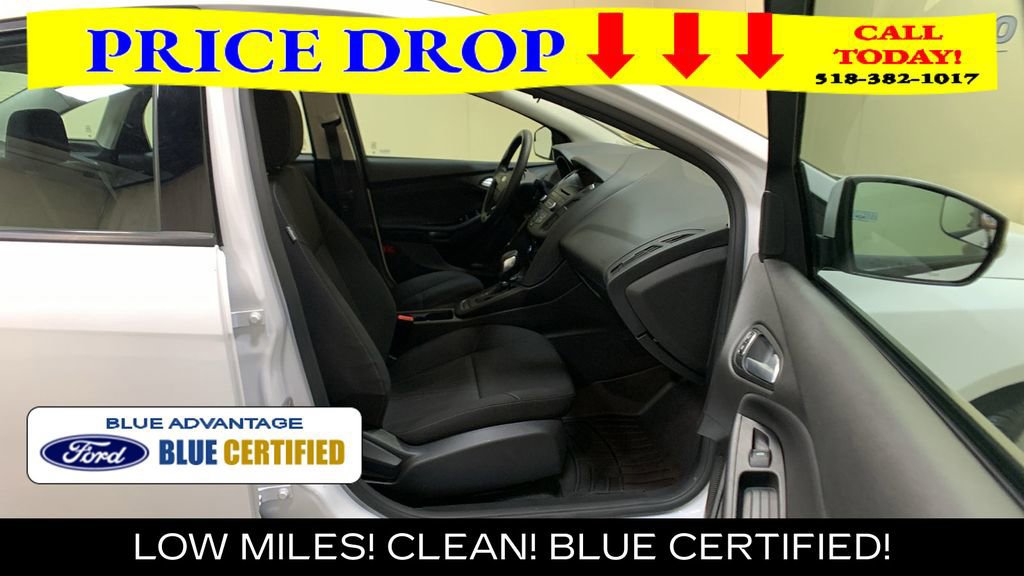 Certified 2017 Ford Focus SE FWD image 13
