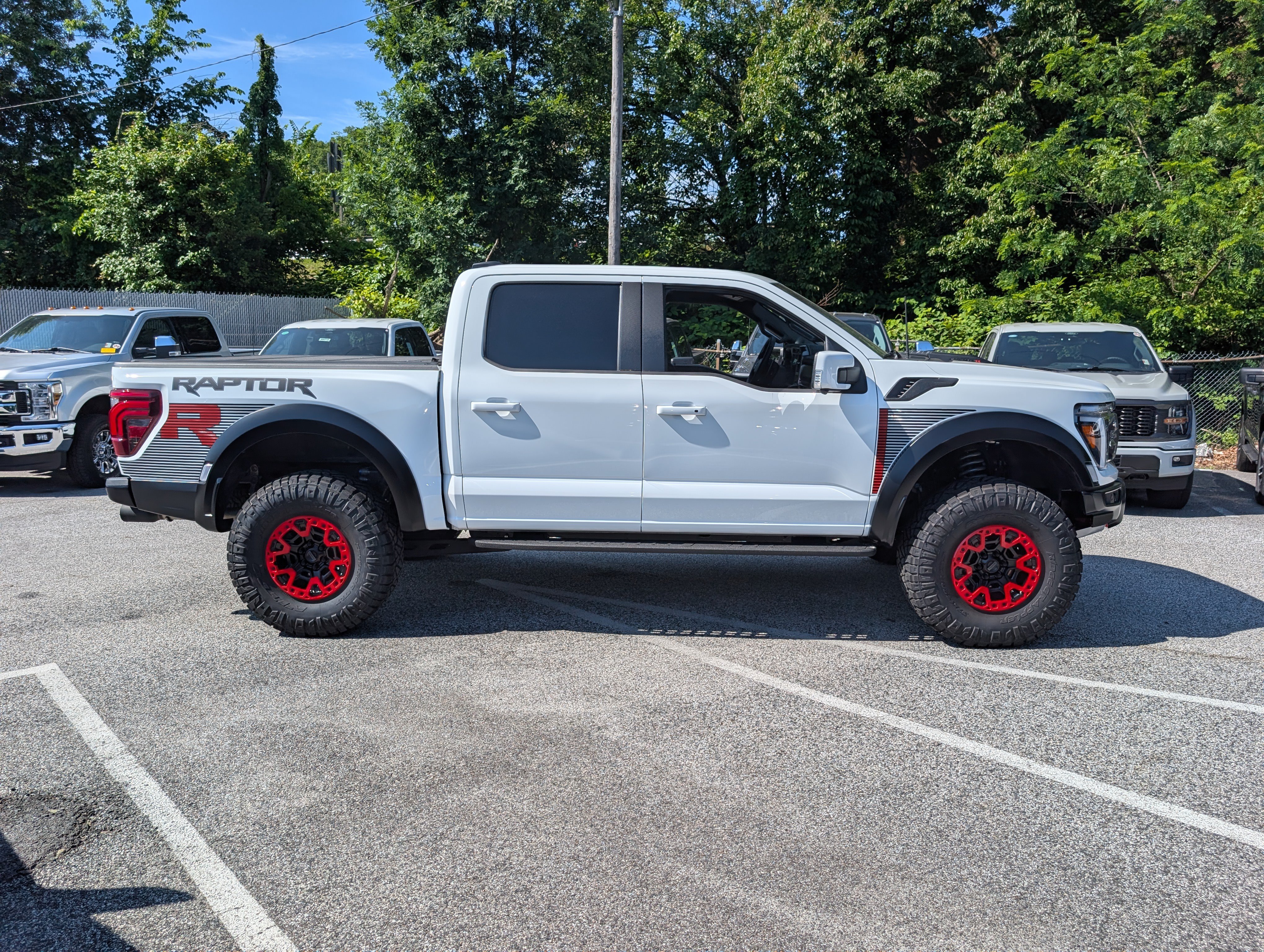 Certified 2025 Ford F150 Raptor w/ Equipment Group 803A Raptor R AWD/4WD image 8