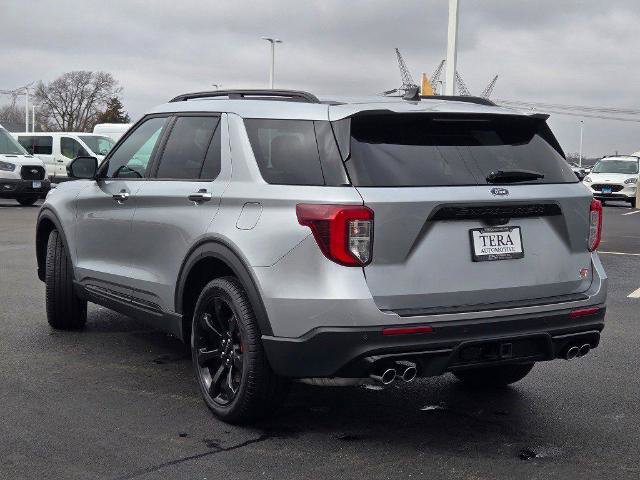 Certified 2024 Ford Explorer ST w/ Equipment Group 401A image 18