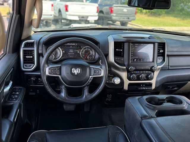 Used 2019 RAM 1500 Laramie AWD/4WD image 5