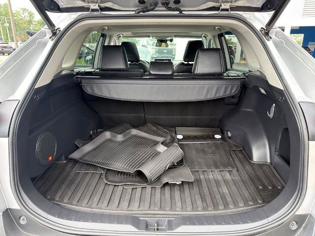 Used 2020 Toyota RAV4 XLE Premium AWD/4WD image 19