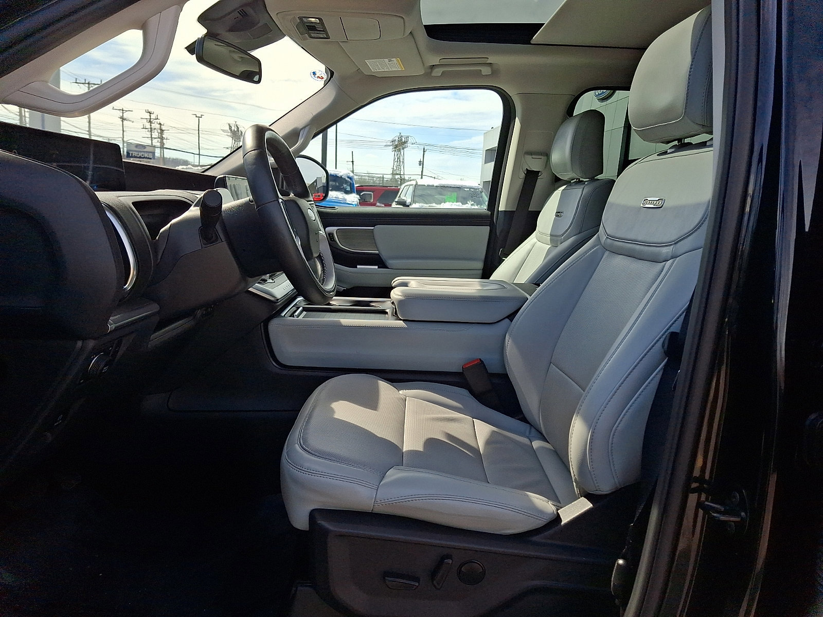 Certified 2025 Ford Expedition Max Platinum w/ Driver's Package image 13