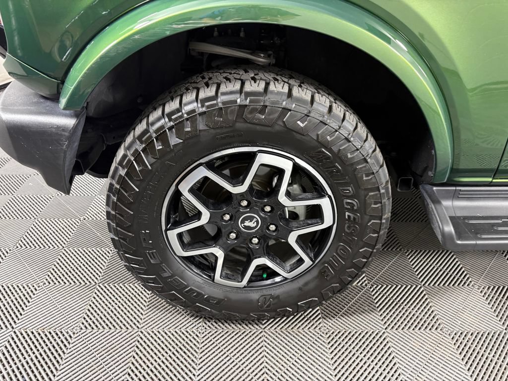 Certified 2025 Ford Bronco Outer Banks AWD/4WD image 10